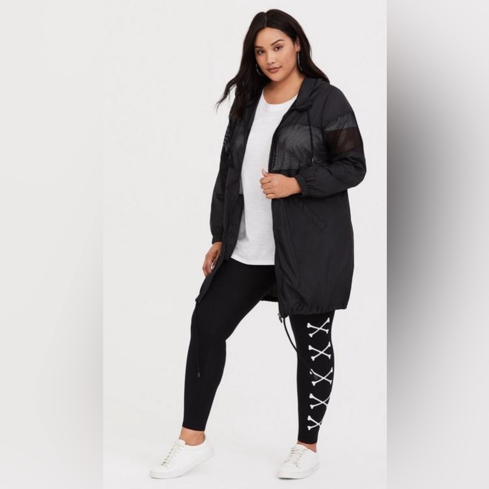 Torrid Black Cross Bone Knit Legging NWOT